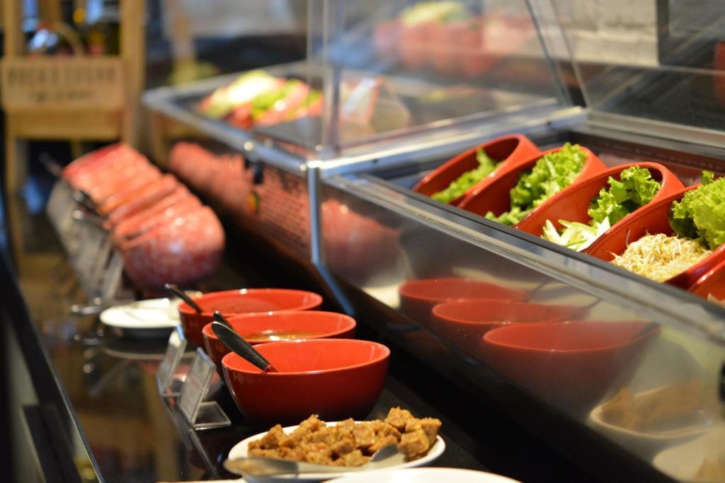 Luminor Hotel Jemursari By Wh With The Best Breakfast In Town And Located Near Surabaya Industrial Estate Rungkut Sier Luaran gambar