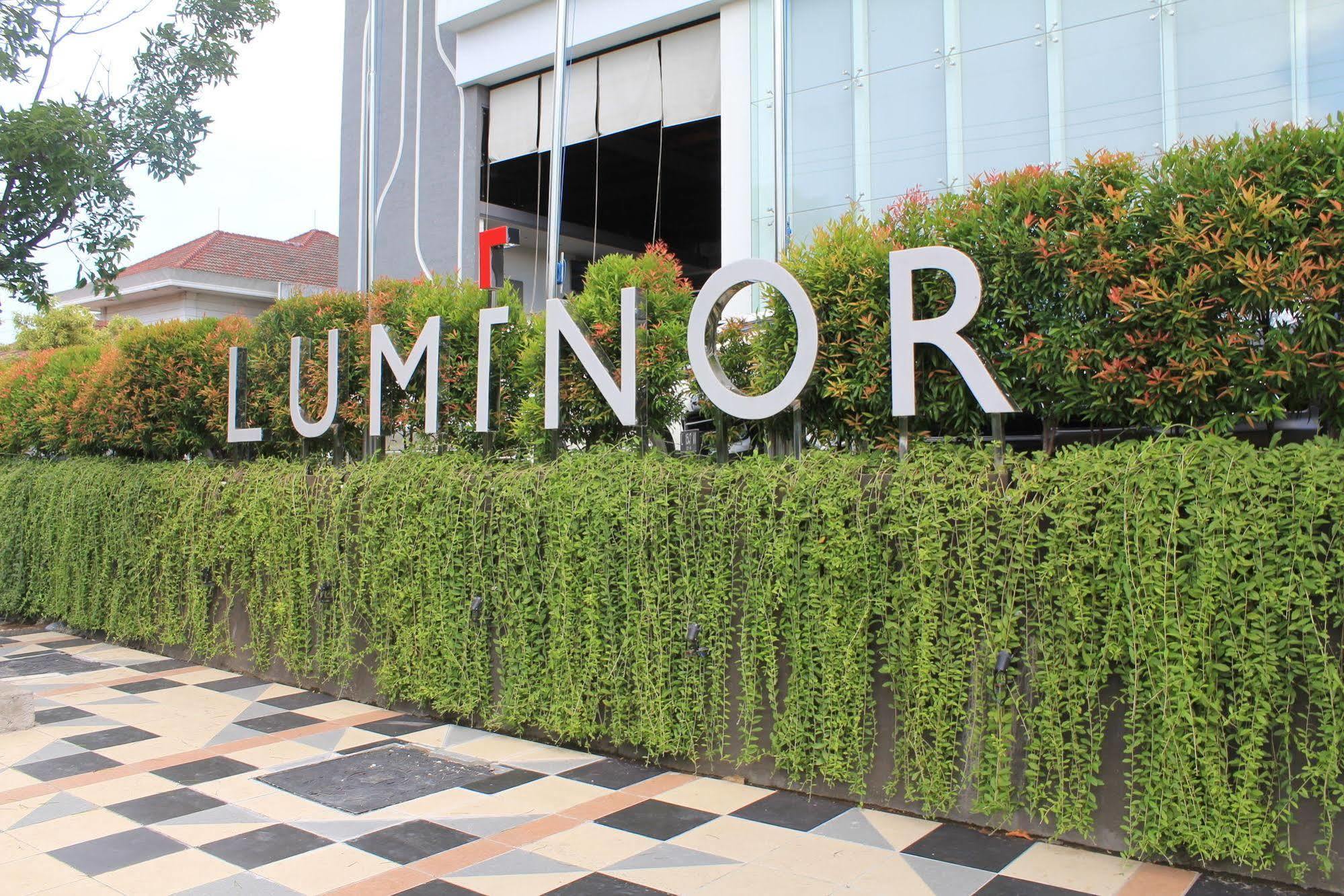 Luminor Hotel Jemursari By Wh With The Best Breakfast In Town And Located Near Surabaya Industrial Estate Rungkut Sier Luaran gambar